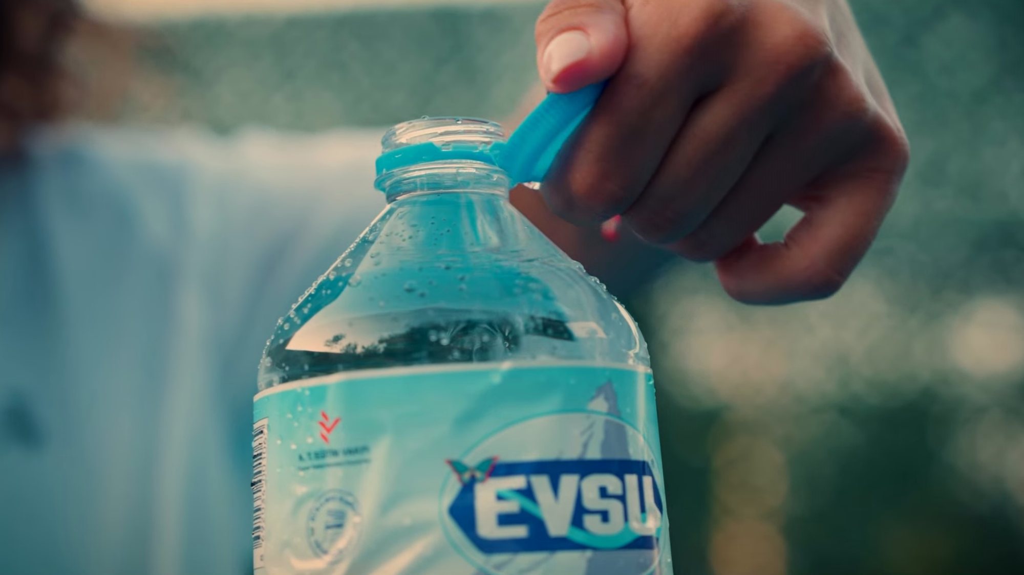 EVSU ayrılmaz kapak yakın plan